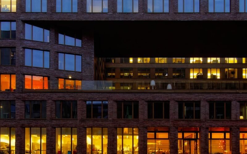McKinsey & Company Summer Associate Internship 2027