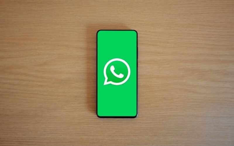 Best Scholarship WhatsApp Groups to Join in 2026 (Free Updates for International Students)