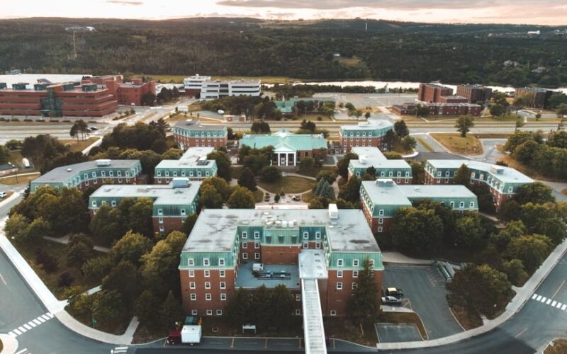 Universite Laval